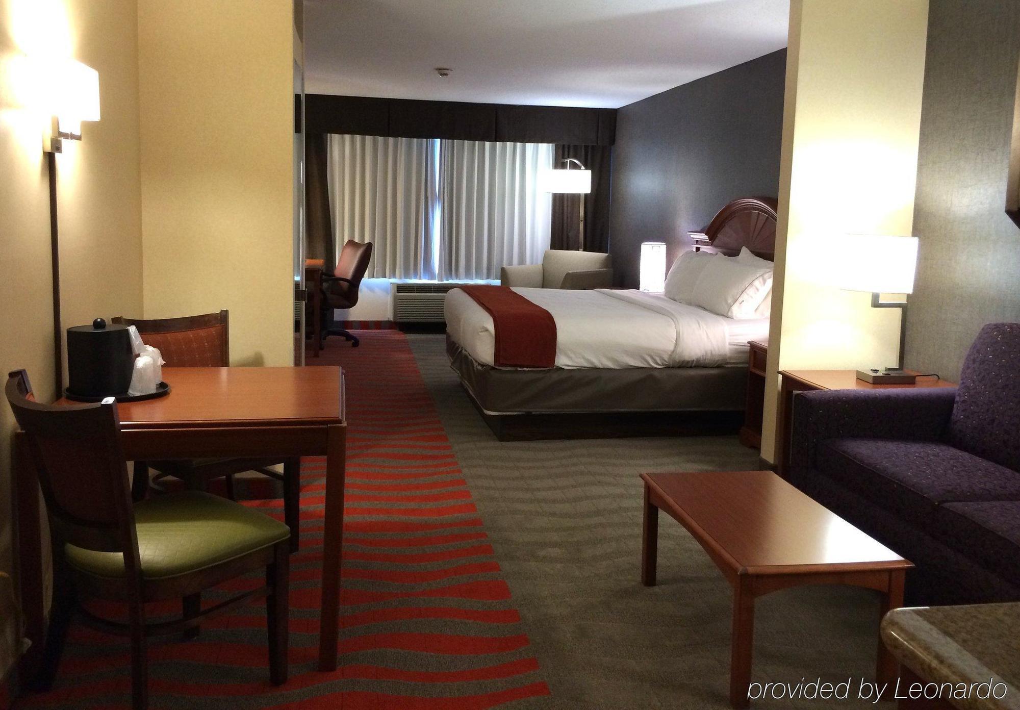 Holiday Inn Express Hotel & Suites Dayton-Centerville By Ihg Екстер'єр фото